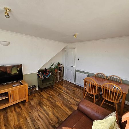 2 Bed Apartment Lakeside On The Promenade סאות'פורט מראה חיצוני תמונה